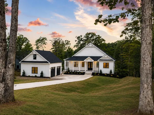 455 Mountain Rock Trl, Boydton, VA 23917