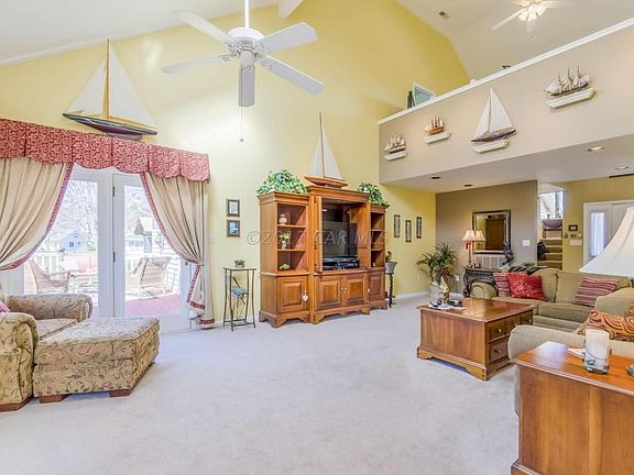 Family Room View of balcony