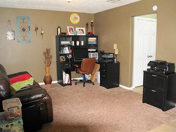 5th image of 8015 Pine Wood Ct