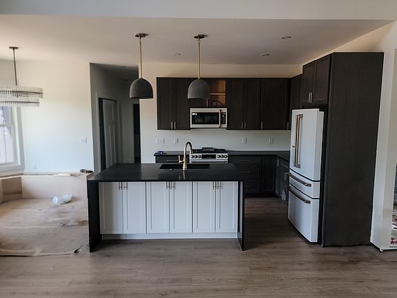 4th image of 1159 Magnolia Dr