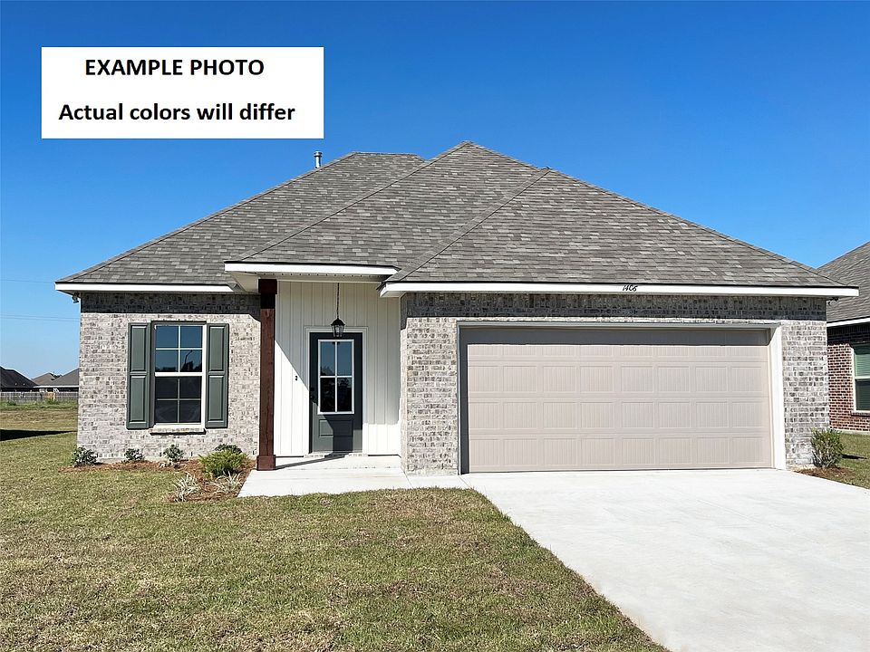 1st image of 813 Venecia Dr