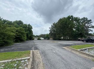 3117 Clay St, Paducah, KY 42001