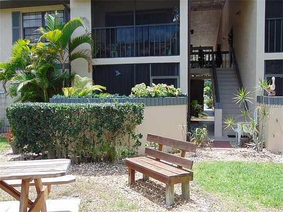 4th image of 19505 Quesada Ave #C