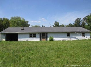 6038 E Old Pekin Rd, Pekin, IN 47165