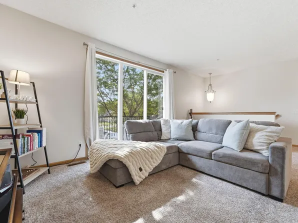 2582 136th St W Unit 96, Rosemount, MN 55068