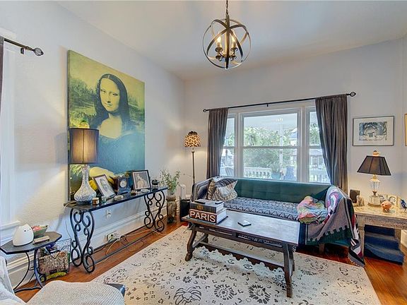 4th image of 3622 Windsor Ave