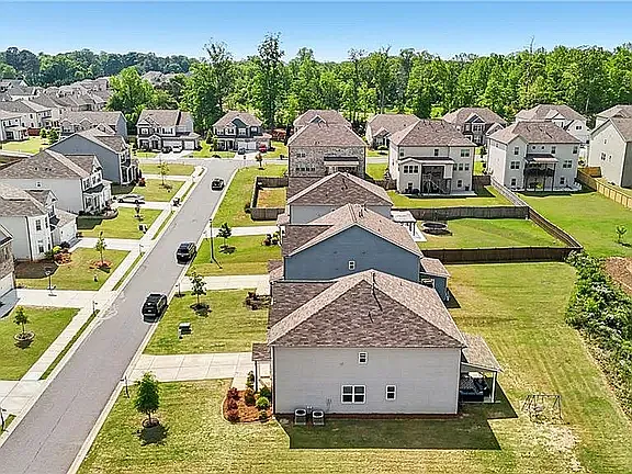 7455 Easton Valley Ln — Photo 30