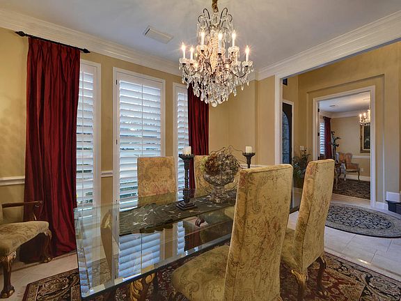 5th image of 70 Tiburon Dr