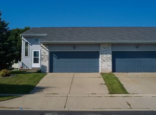 113 W Parkview St #B, Cottage Grove, WI 53527