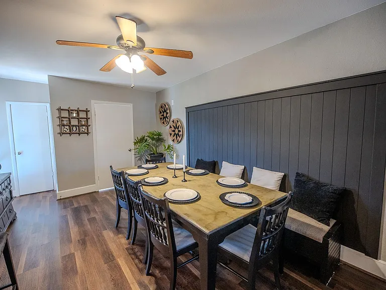 505 Cypress Ave — Photo 8