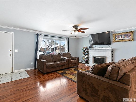4th image of 2956 Waterfield Dr