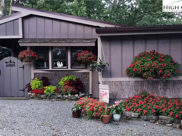 203 Black Pine Road, Linville, NC 28657