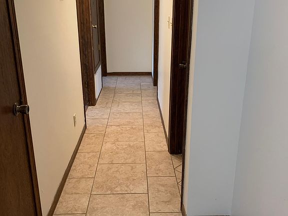 3rd image of 5460 Camille Gardens Cir