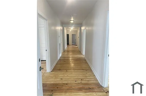 Building Photo - 309 Iota Ave S