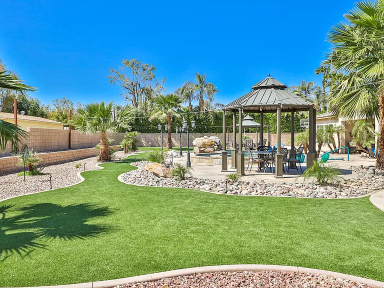 80445 Paria Way — Photo 58