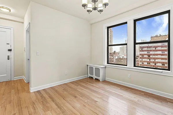 Rented by Compass | media 12