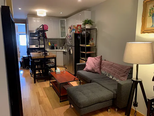 Rented by The Hamilton Group | media 35