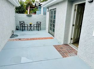 305 8th St #B, Seal Beach, CA 90740