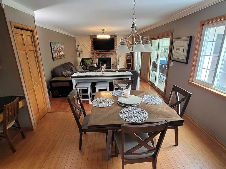 3885 Thornberry Way — Photo 17