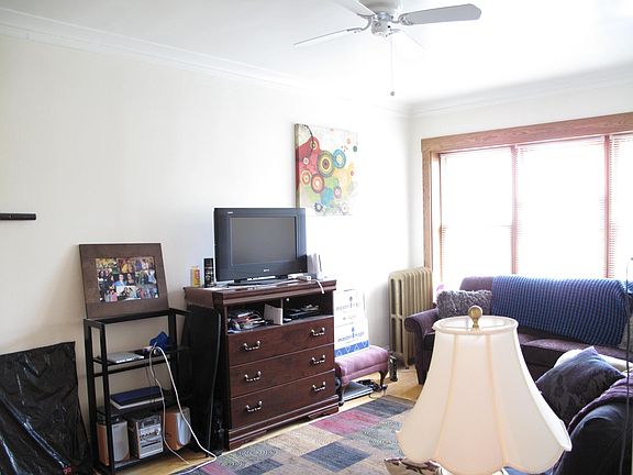 4th image of 3331 W Berteau Ave APT 1A
