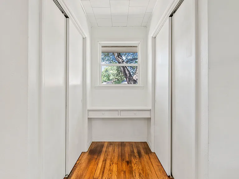 32300 Proctor Ave — Photo 32
