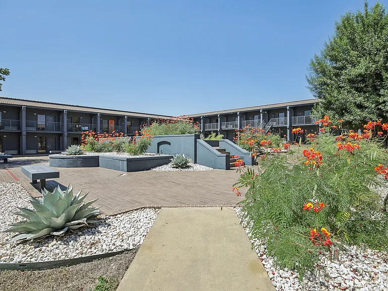 Centro Studio Homes — Photo 34