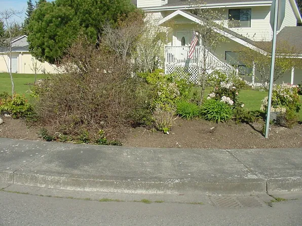 4702 Glasgow Way, Anacortes, WA 98221