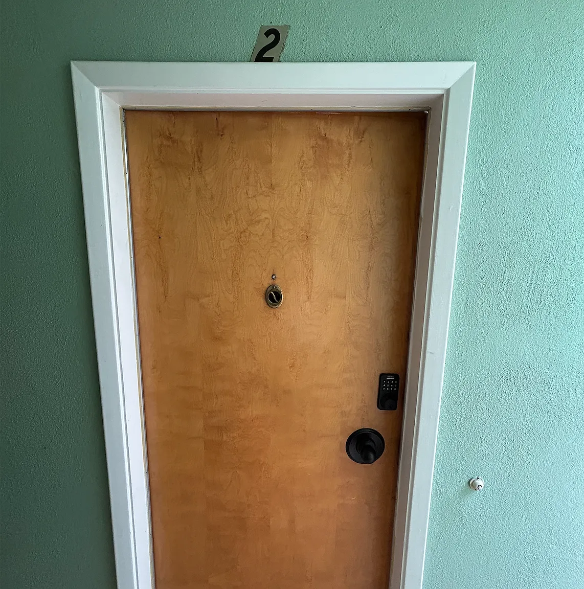 1 bed, 550 sqft, $2,995 — Photo 2