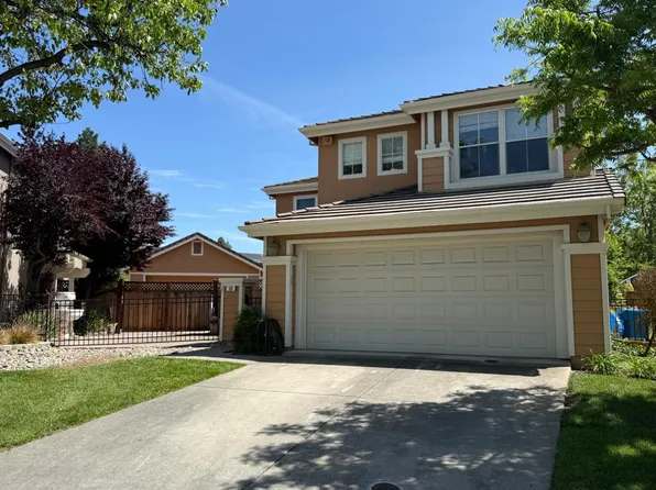 500 Birdsong St, Gilroy, CA 95020