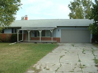 5200 Ray Rd, Linden, MI 48451