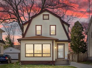 6910 27th Ave, Kenosha, WI 53143