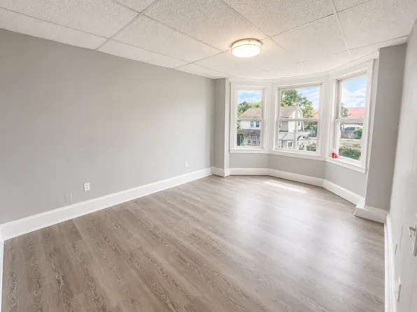 70 Eaton Pl, East Orange, NJ