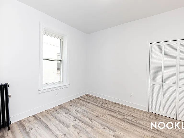 329 Woodbine St #1F — Photo 7