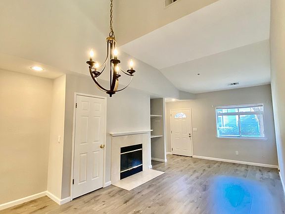 Living/Dining Room #2