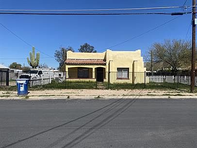 1st image of 219 E Blacklidge Dr