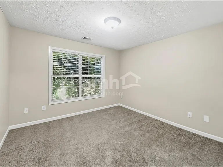 282 Rockingham Dr — Photo 14