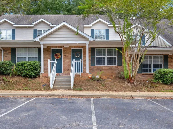 2740 W Tharpe St APT 304, Tallahassee, FL 32303