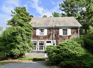 498A Point Rd, Marion, MA 02738