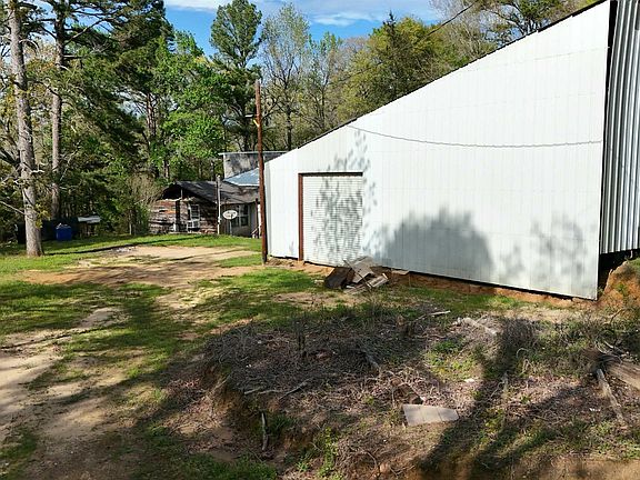 5th image of 207 Private Road 3817