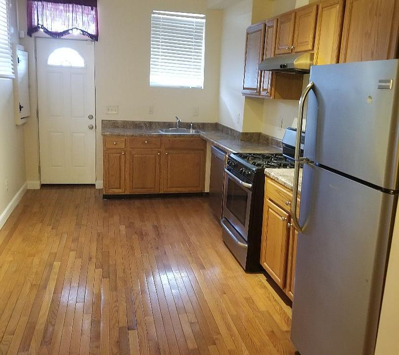 1st image of 415 N Collington Ave