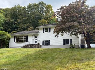 245 Barrett Rd, Vernon Twp., NJ 07462
