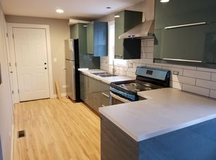 5733 W Grover St APT 1F, Chicago, IL 60630