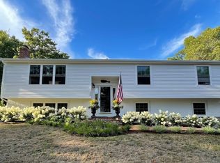 30 Pawtuxet Rd, Plymouth, MA 02360