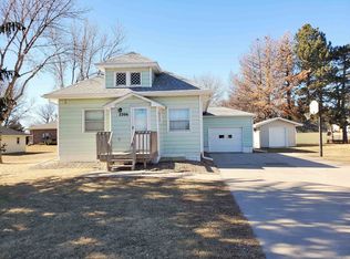 2206 30th Ave, Kearney, NE 68845