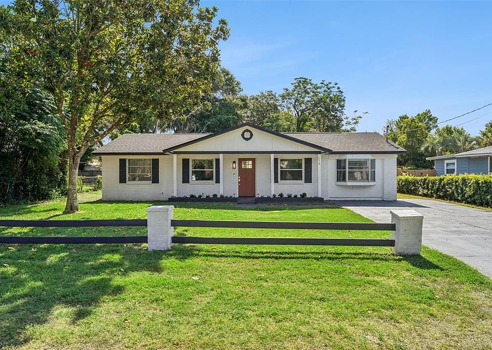 1st image of 670 VINCENT DRIVE