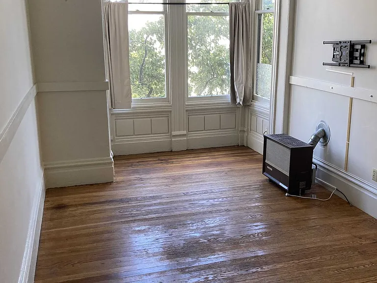 1635 Pierce St #5 — Photo 1