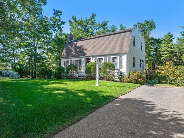 53 Lantern Ln, Plymouth, MA 02360