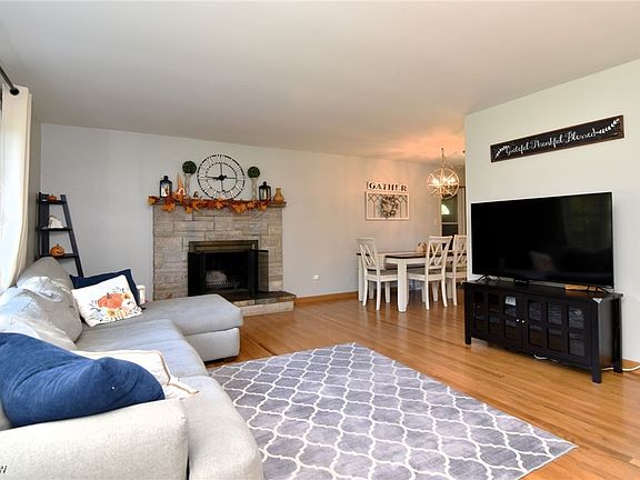 5th image of 211 Hiram College Dr