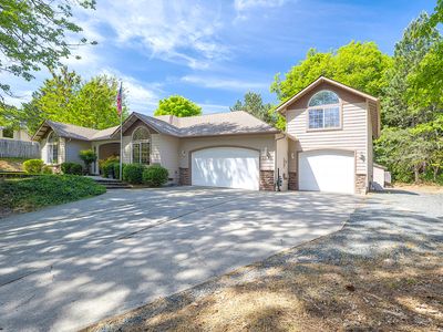 1543 NW B St, Grants Pass, OR, 97526