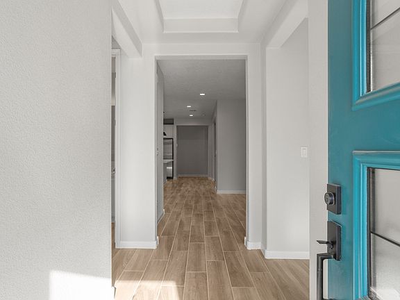 4th image of 131 Prudencio St